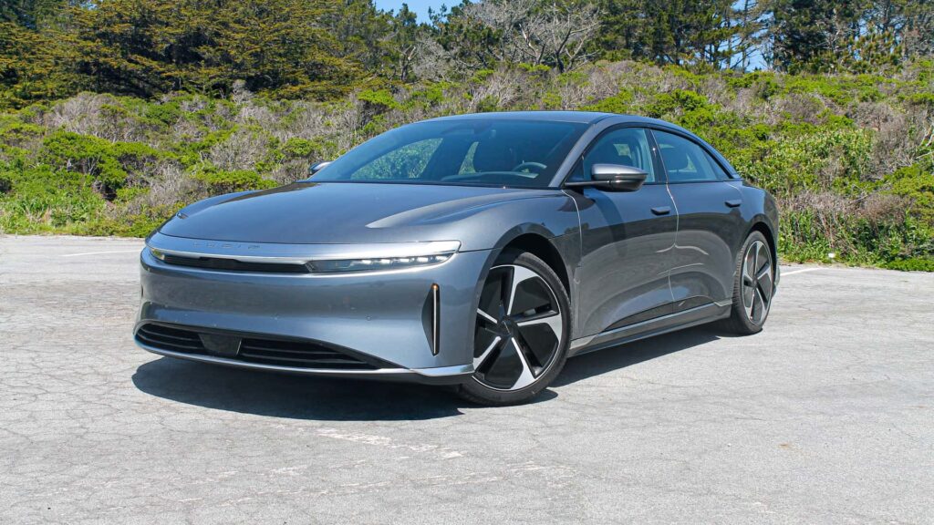 2024-lucid-air-pure.jpg