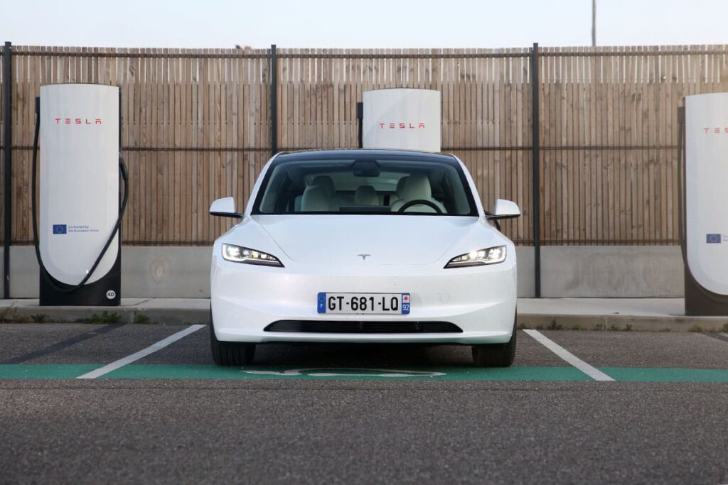 supertest-essai-tesla-model-3-grande-autonomie-44.jpg