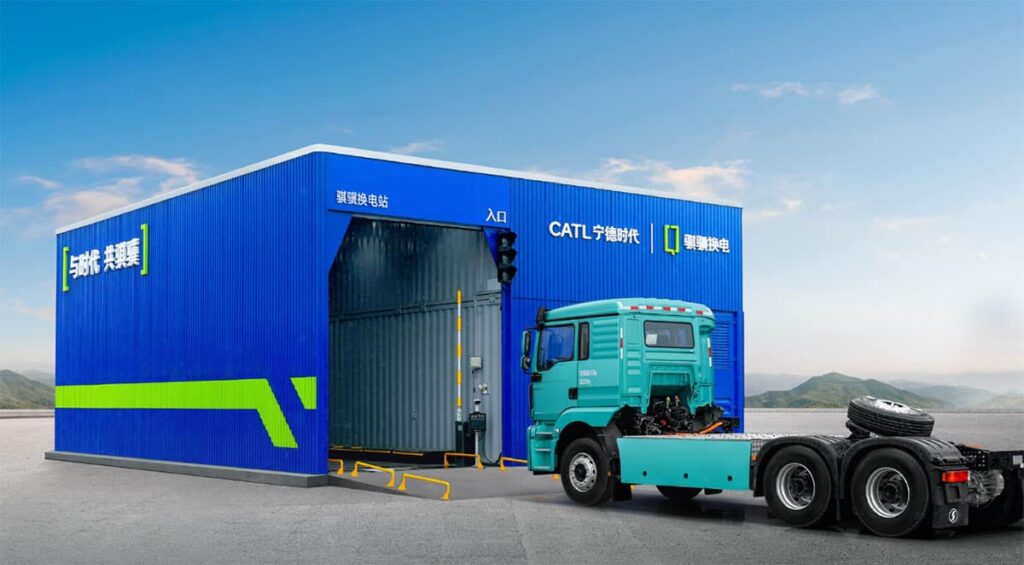 CATL хочет упростить обмен аккумуляторами на электрические грузовики 1 catl-truck-75-battery-swap.jpg