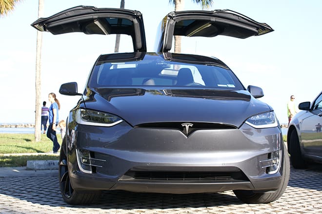 Заряженные электромобили | Конец эры электромобилей: Tesla прекращает выпуск моделей S и Model X 1 tesla-model-x-660.jpg