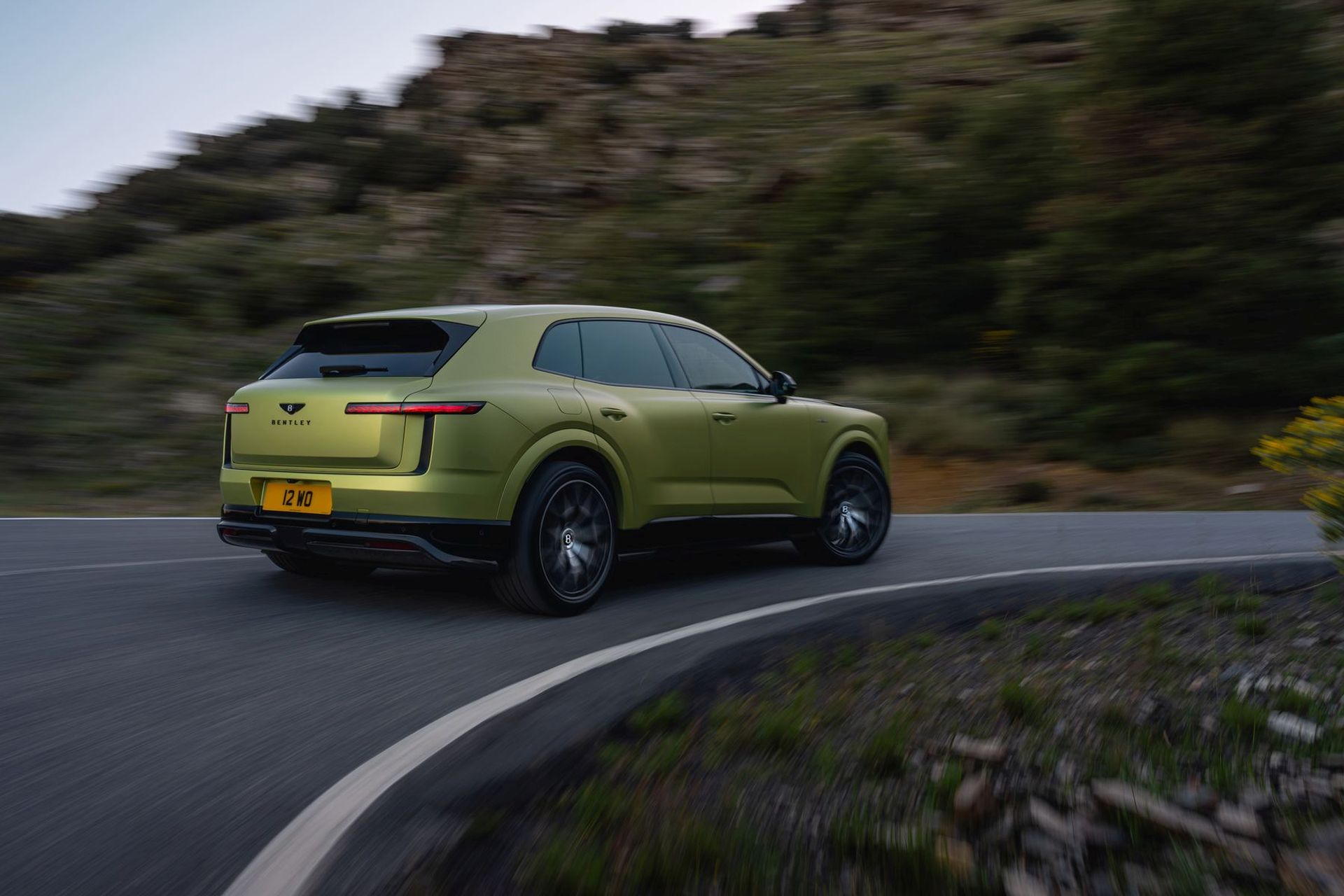 Bentley Torcal: электрический, но тоже типичный Bentley. 3 Bentley Torcal Premiere Vorstellung 4