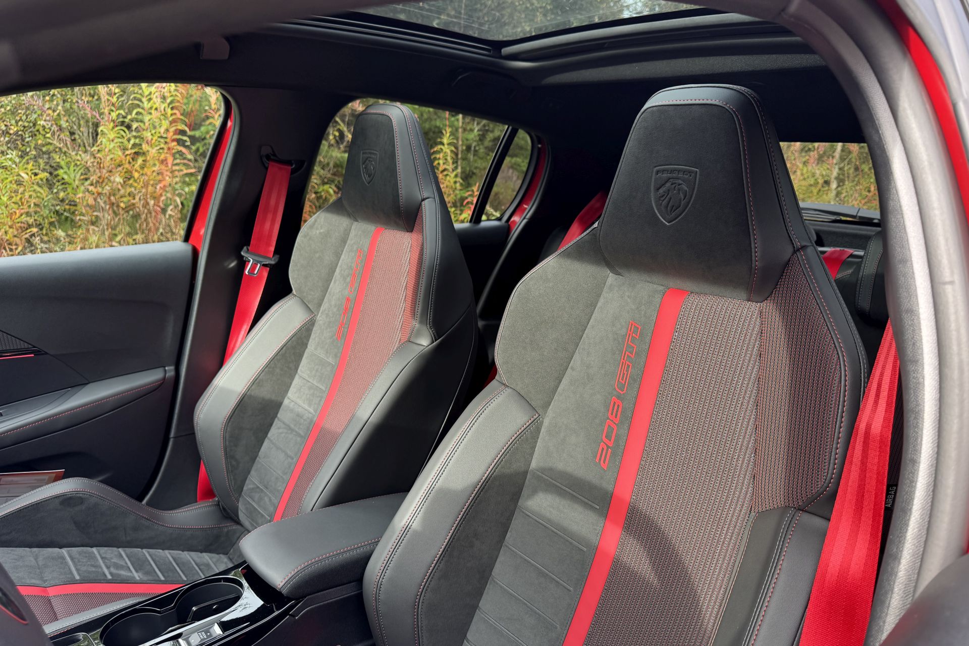 Peugeot E-208 GTi: электрический грабитель углов с гордой ценой 7 Peugeot E 208 GTi Fahrbericht Erfahrungen 7