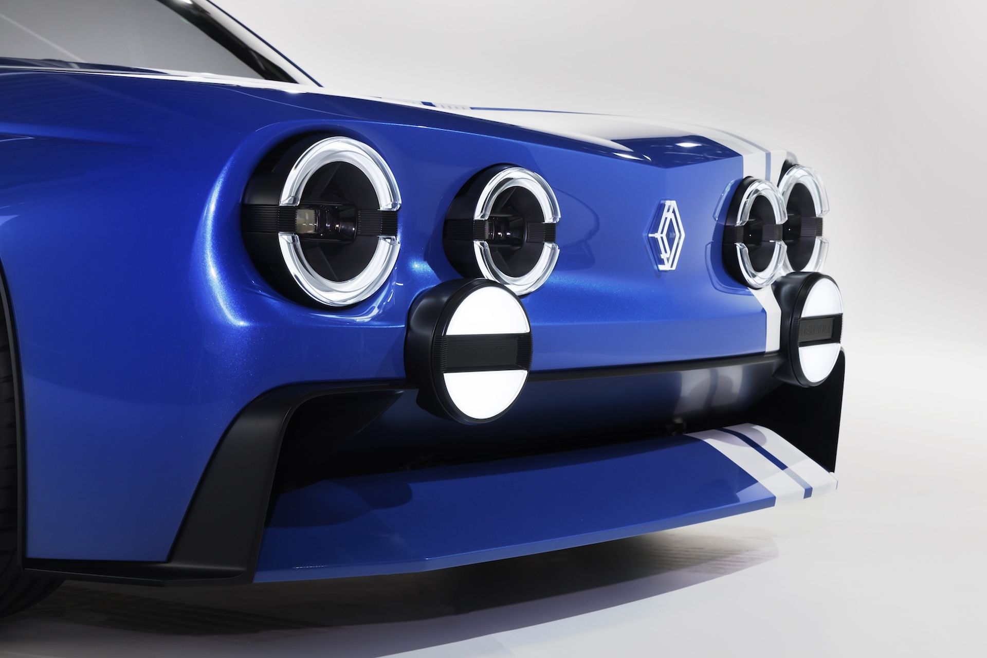 Концепт Renault 8 Gordini: возрождение иконы? 4 Renault 8 Gordini Concept 10